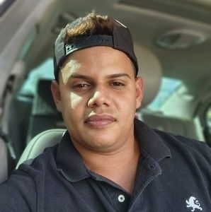 Meet your Posher, Marcos